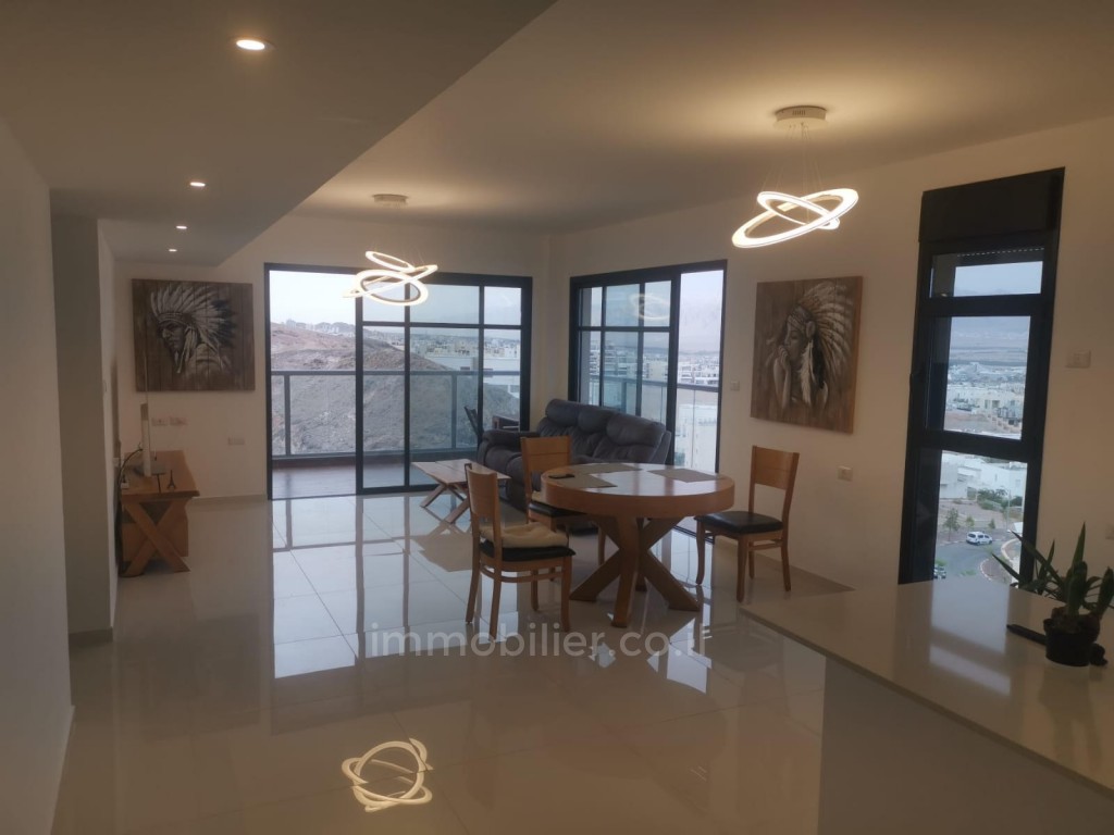 Shachamon 6, Eilat